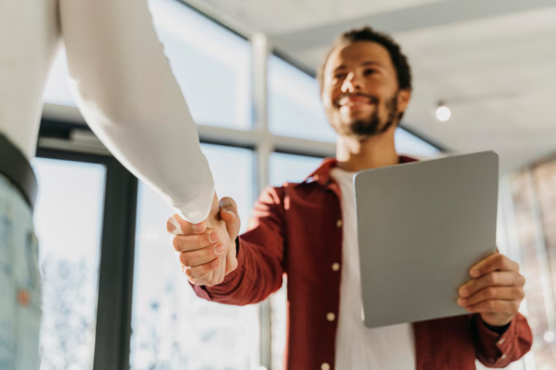 Como Investir em Franquia e Garantir Sucesso Financeiro Como Investir em Franquia e Garantir Sucesso Financeiro